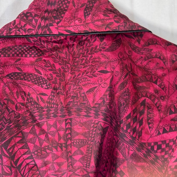 Peruvian Connection NWOT 100% Pima Cotton Wine Red/Black Print Belted Robe Sz L - Picture 3 of 6